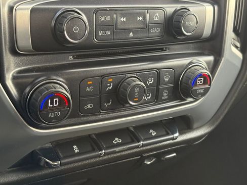 Used 2015 GMC Sierra 1500 SLE w/ SLE Value Package AWD/4WD image 15