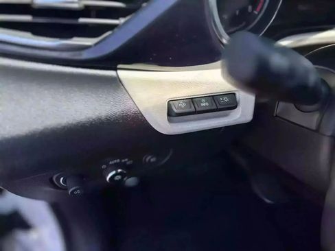 Used 2022 Buick Encore GX Select w/ Advanced Technology Package image 14