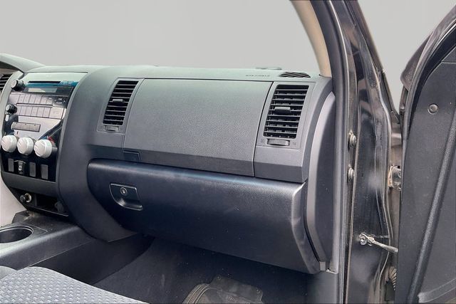 Used 2007 Toyota Tundra SR5 w/ TRD Off-Road Pkg RWD image 17