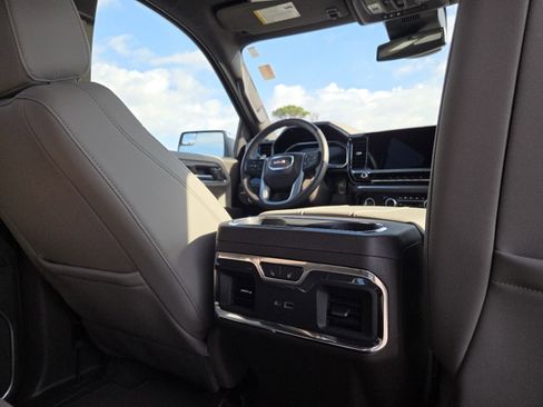Used 2023 GMC Sierra 1500 SLT w/ SLT Premium Package image 27