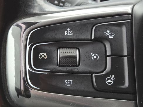 Used 2024 Chevrolet Silverado 3500 LT w/ Convenience Package AWD/4WD image 32