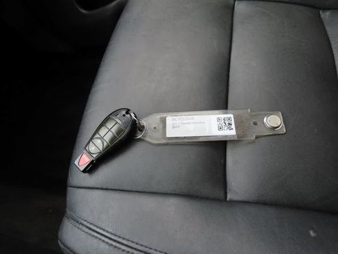 Used 2011 Jeep Grand Cherokee Laredo image 29