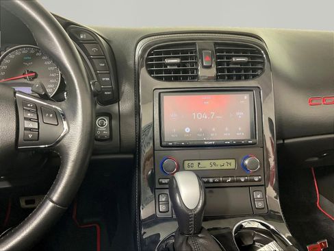 Used 2012 Chevrolet Corvette Convertible w/ 3LT Preferred Equipment Group RWD image 9