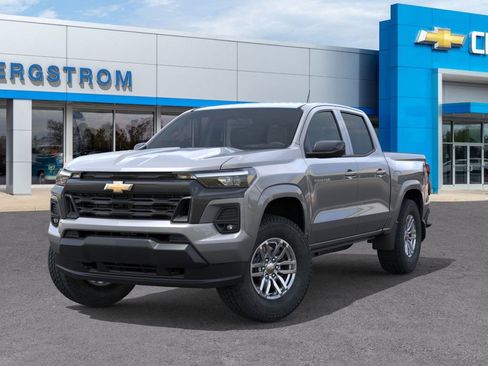 New 2026 Chevrolet Colorado LT w/ LT Convenience Package AWD/4WD image 6