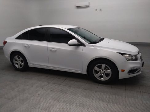 Used 2016 Chevrolet Cruze LT w/ Enhanced Safety Package FWD image 11