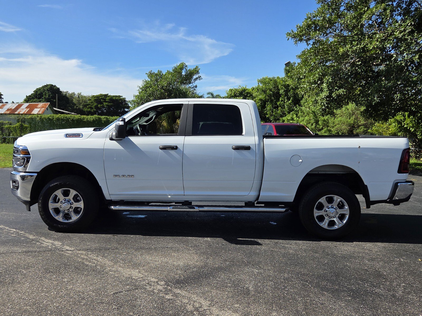 Used 2026 RAM 2500 Big Horn AWD/4WD image 2