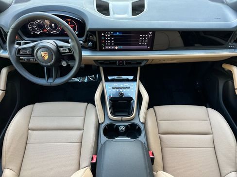 New 2026 Porsche Cayenne image 6