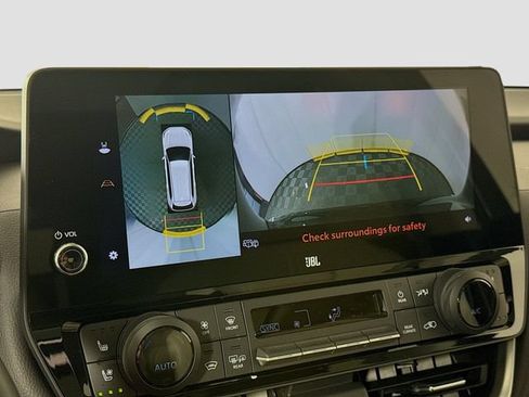 Certified 2024 Toyota Grand Highlander AWD image 23