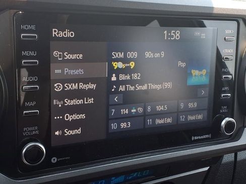 Used 2021 Toyota Tacoma TRD Sport image 32