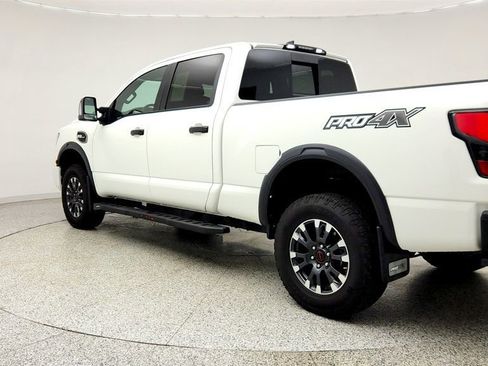 Used 2024 Nissan Titan PRO-4X w/ Pro-4x Convenience Package AWD/4WD image 7