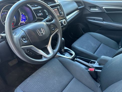 Used 2020 Honda Fit LX image 4