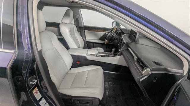 Used 2020 Lexus RX 350L Premium w/ Premium Package AWD/4WD image 27