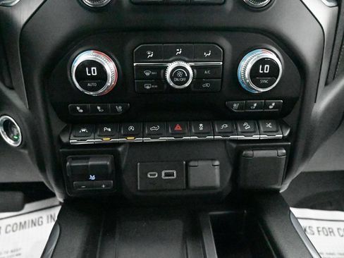 Used 2019 GMC Sierra 1500 Denali w/ Denali Ultimate Package AWD/4WD image 15