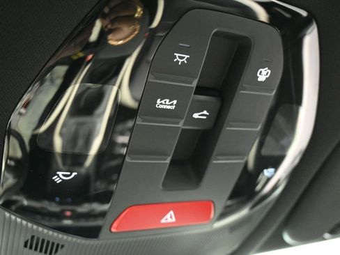 Used 2025 Kia K4 GT-Line w/ GT-Line Premium Package FWD image 28