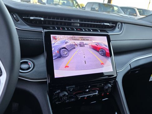 New 2025 Jeep Grand Cherokee L Limited w/ Black Appearance Package image 12