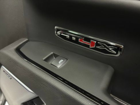 Used 2025 GMC Sierra 1500 AT4X image 62