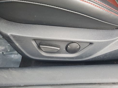 Used 2024 Ford Mustang GT Premium image 15