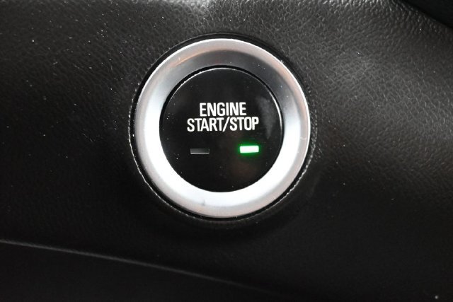 Used 2020 GMC Terrain SLE w/ Elevation Edition AWD/4WD image 25
