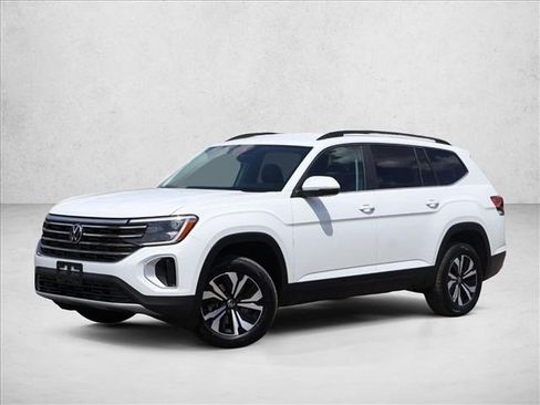 Used 2024 Volkswagen Atlas SE FWD image 1