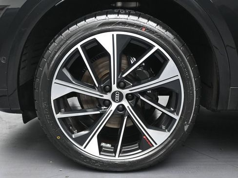 Used 2022 Audi SQ5 Prestige w/ Prestige Package AWD/4WD image 40