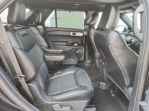 Used 2021 Ford Explorer ST w/ Equipment Group 401A AWD/4WD image 37
