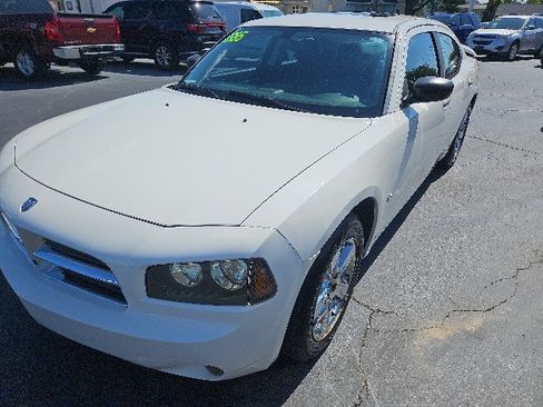 Used 2009 Dodge Charger SXT RWD image 4