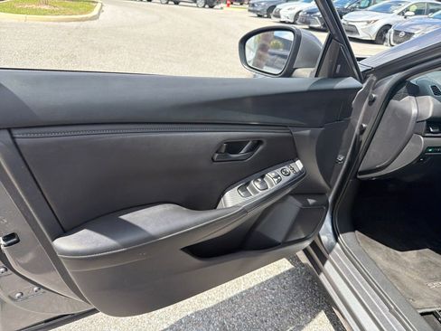 Certified 2024 Nissan Sentra S FWD image 14
