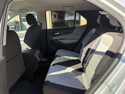 Used 2020 Chevrolet Equinox LS w/ LS Convenience Package image 23