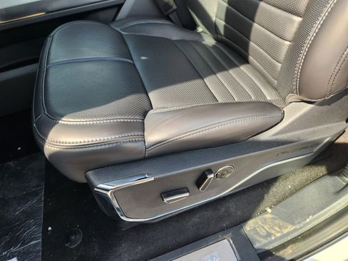 New 2025 Ford F150 Platinum w/ FX4 Off-Road Package image 17