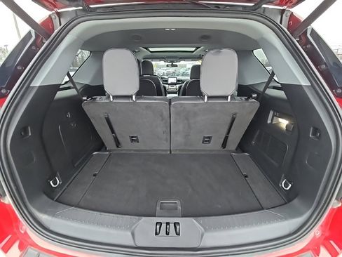 Used 2023 Ford Explorer XLT w/ Equipment Group 202A image 40