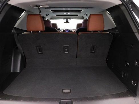 Used 2021 Chevrolet Traverse High Country image 24