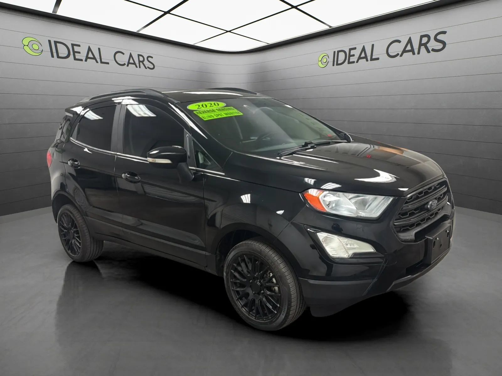 Used 2020 Ford EcoSport SE w/ SE Convenience Package FWD image 3