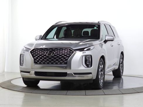 Used 2022 Hyundai Palisade Calligraphy w/ Cargo Package AWD/4WD image 4