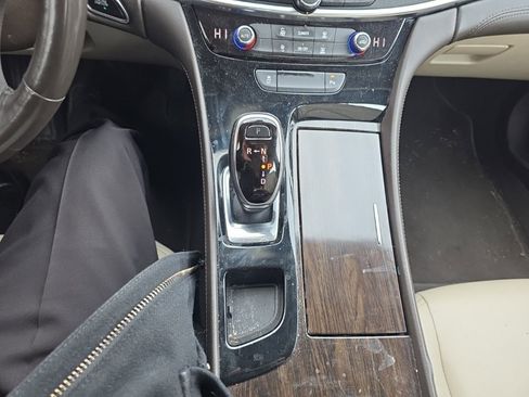 Used 2019 Buick LaCrosse Preferred image 25