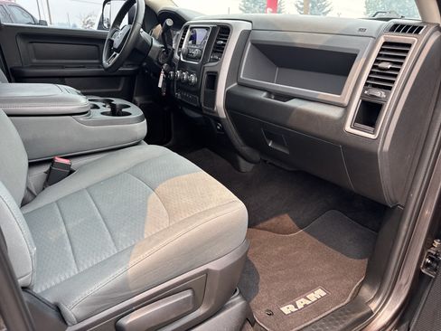 Used 2017 RAM 2500 Tradesman w/ Chrome Appearance Group AWD/4WD image 26