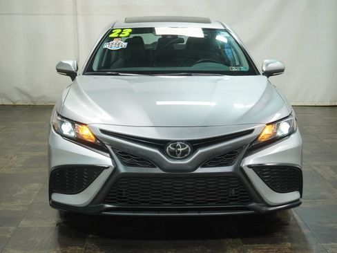Used 2023 Toyota Camry SE w/ Cold Weather Package FWD image 8