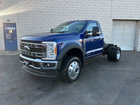 New 2026 Ford F550 4x4 Regular Cab Super Duty w/ XLT Value Package image 4