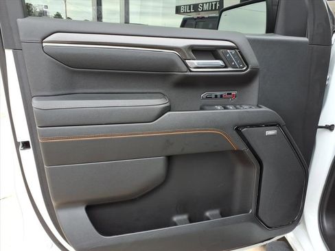 Used 2023 GMC Sierra 1500 AT4 w/ AT4 Premium Package image 19