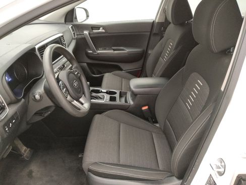Used 2020 Kia Sportage LX w/ LX Popular Package AWD/4WD image 17