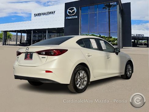 Used 2016 MAZDA MAZDA3 i Touring image 9