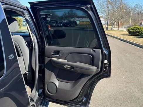 Used 2009 Chevrolet Tahoe LS w/ Skid Plate Package image 30