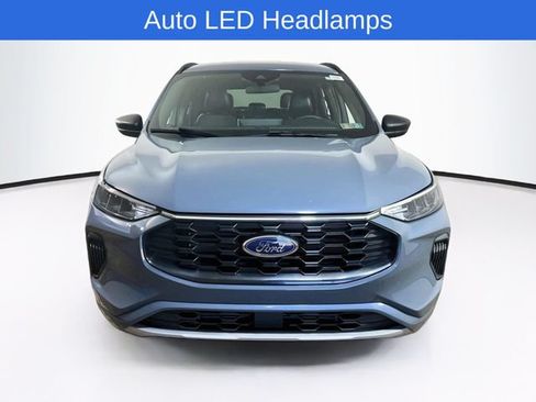 Certified 2023 Ford Escape ST-Line w/ Tech Pack #1 AWD/4WD image 2