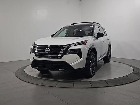 New 2026 Nissan Rogue Platinum w/ Platinum Premium Package AWD/4WD image 1