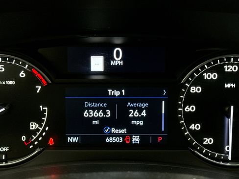 Used 2020 Cadillac XT4 Premium Luxury image 10