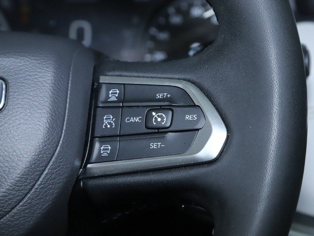 Used 2025 Jeep Compass Limited AWD/4WD image 23
