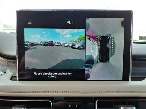 Used 2021 Lincoln Aviator Reserve w/ Elements Package Plus AWD/4WD image 21