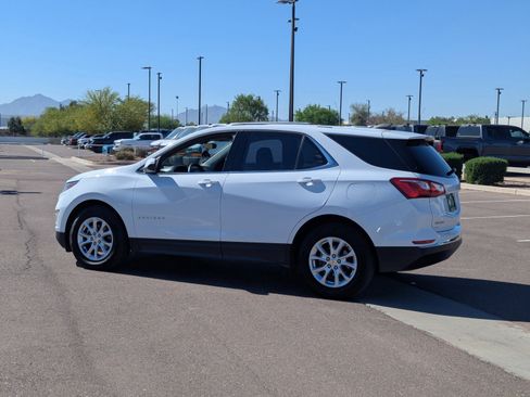 Certified 2019 Chevrolet Equinox LT image 3