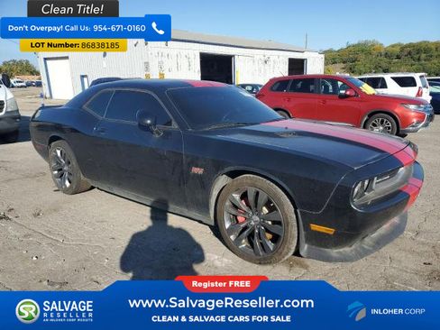 Used 2013 Dodge Challenger SRT8 w/ Harman Kardon Audio Group image 5