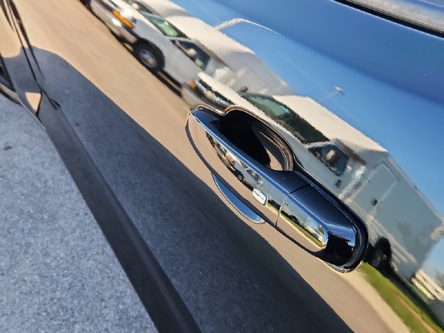 Used 2018 Chevrolet Camaro LT RWD image 19