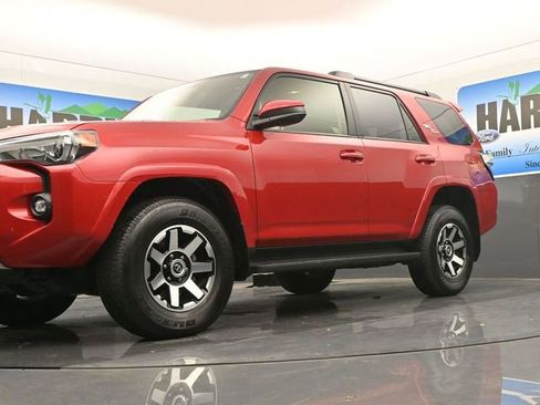 Used 2024 Toyota 4Runner TRD Off-Road image 19